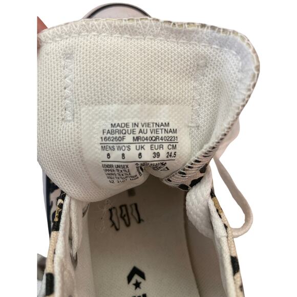 Women's Chuck Taylor All Star Cheetah Low Top
Casual Sneakers 8 - Picture 9 of 9